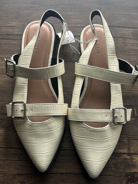 *Brand New* Old Navy Cream Croc-Embossed Pointed Toe Slingback Flats Size 10